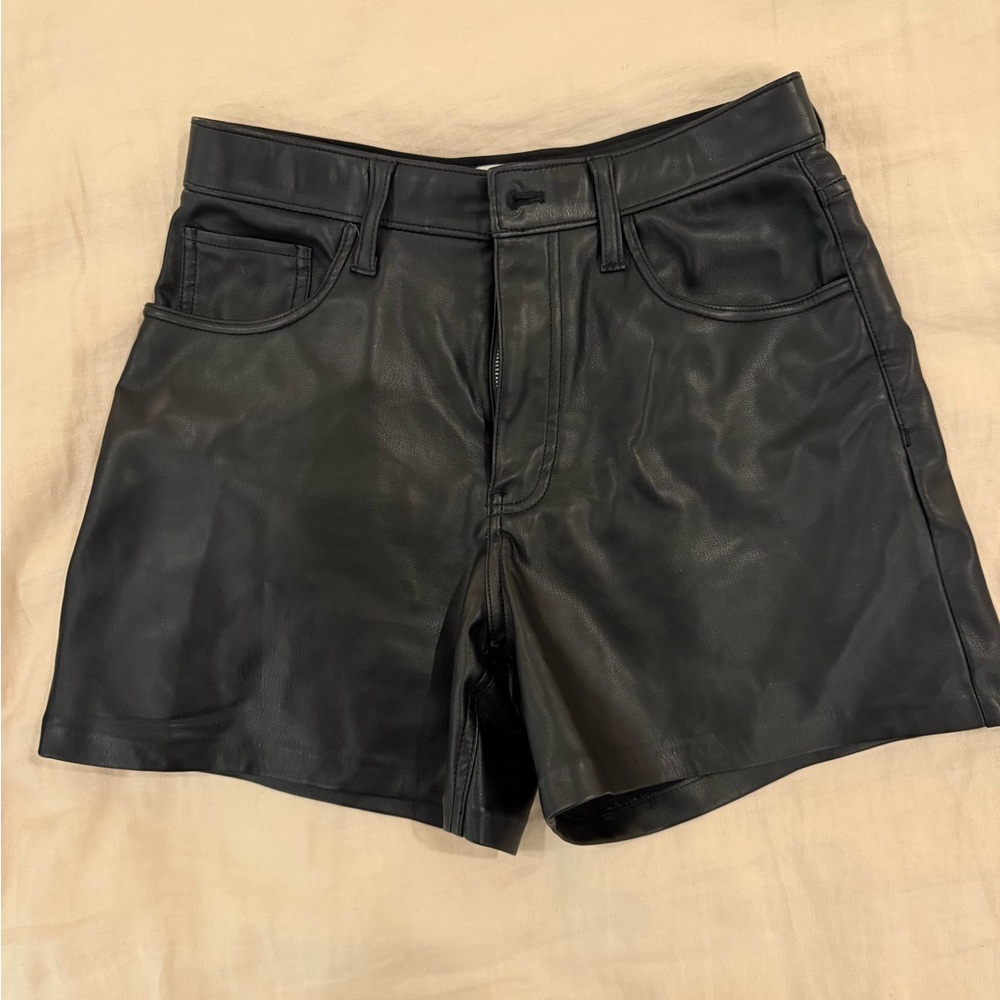 Abercrombie & Fitch The Dad Short High Rise in Black Vegan Leather | Size 26